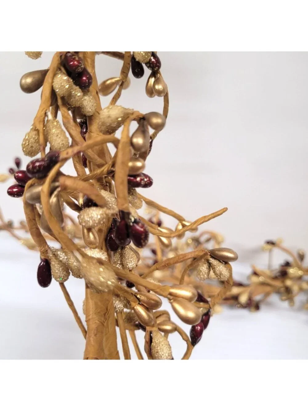 Garland Pip Berries Red Gold Frosted Tan 65